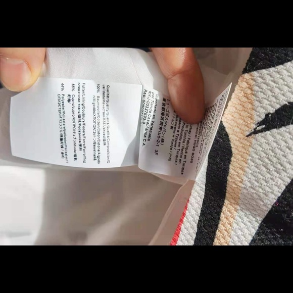 Boss pencil skirt. 99% new - Picture 3 of 3